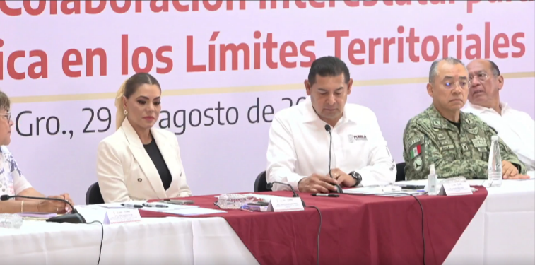 E. Salgado firma convenio para fortalecer la seguridad en tramo Puebla-Guerrero, Chilpancingo, Gro